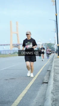 Runner Photo 2077679