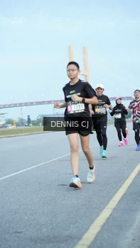 Runner Photo 2077815