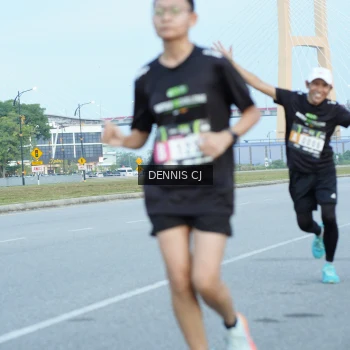 Runner Photo 2077841