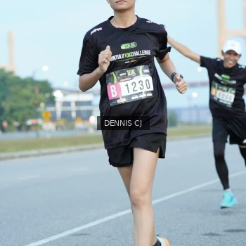 Runner Photo 2077849