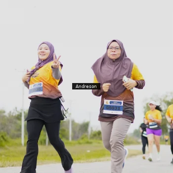 Runner Photo 2077866