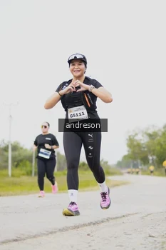Runner Photo 2078007