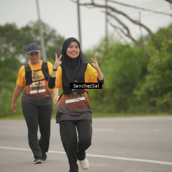 Runner Photo 2078406