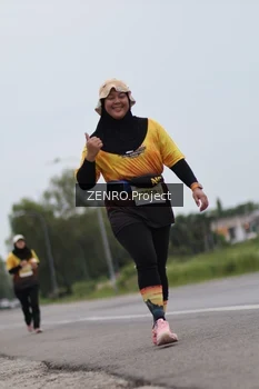 Runner Photo 2078420