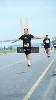 Runner Photo 2078656