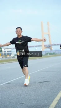 Runner Photo 2078685