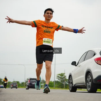 Runner Photo 2078839