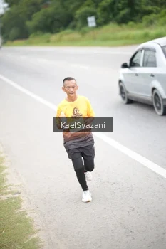 Runner Photo 2078872