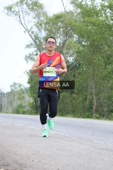 Runner Photo 2078979