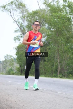Runner Photo 2079008