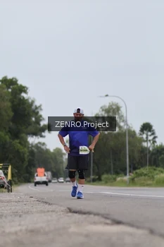 Runner Photo 2079021