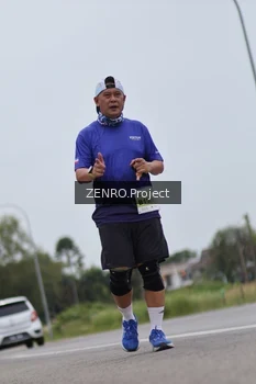 Runner Photo 2079100
