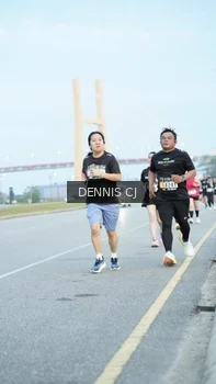 Runner Photo 2079308