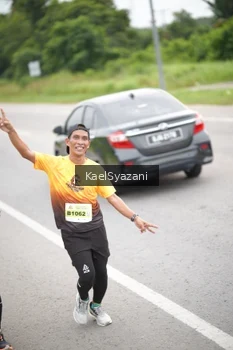 Runner Photo 2079338