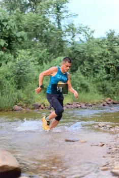 Runner Photo 2079510