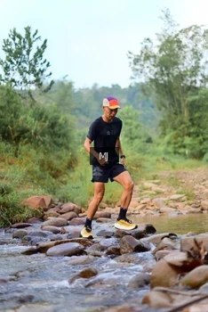 Runner Photo 2079585