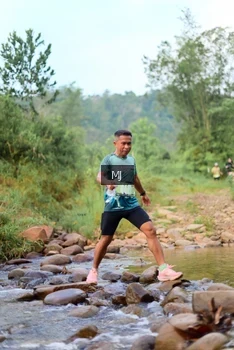 Runner Photo 2079857