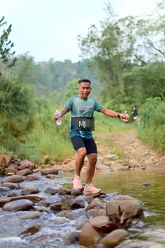 Runner Photo 2079863
