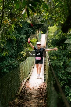 Runner Photo 2079875