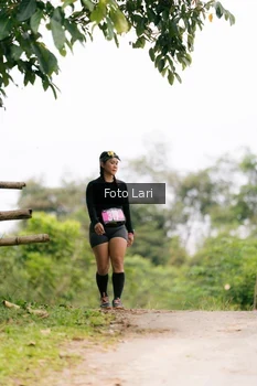 Runner Photo 2079935