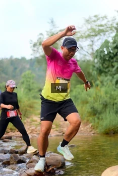Runner Photo 2079972