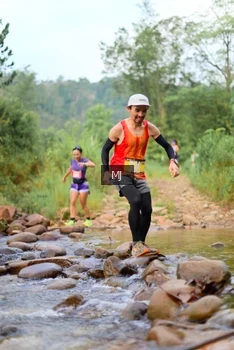 Runner Photo 2080078