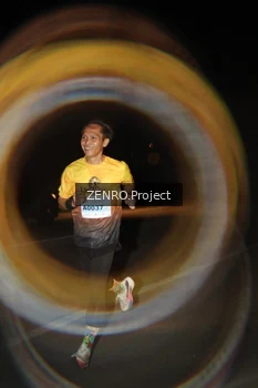 Runner Photo 2080100