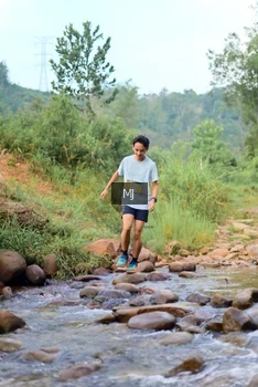 Runner Photo 2080119