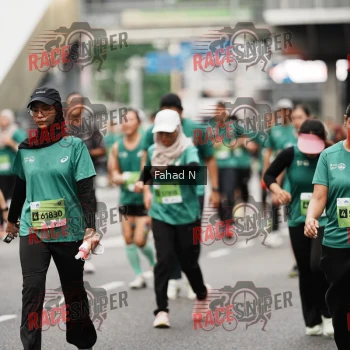 Runner Photo 208013