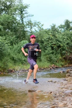 Runner Photo 2080154