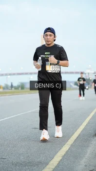 Runner Photo 2080317