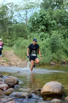 Runner Photo 2080373