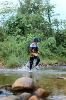 Runner Photo 2080423