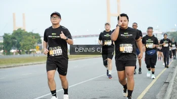 Runner Photo 2080974