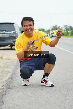 Runner Photo 2081035