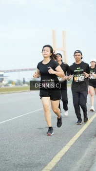 Runner Photo 2081043