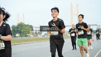 Runner Photo 2081368