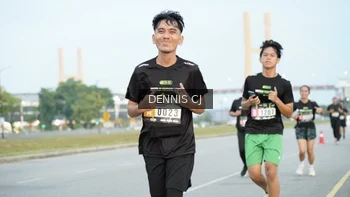 Runner Photo 2081370