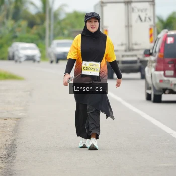Runner Photo 2081420