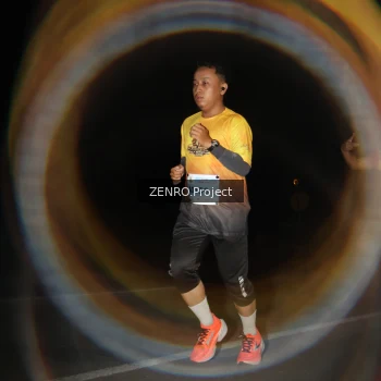 Runner Photo 2081631