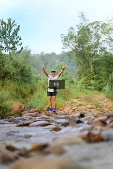 Runner Photo 2081641
