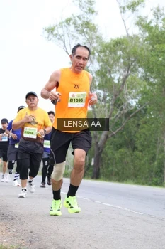 Runner Photo 2081788