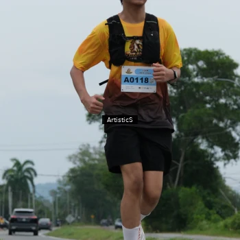 Runner Photo 2081794