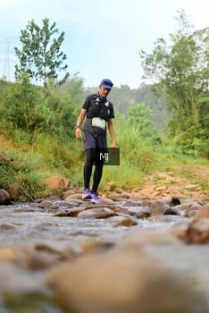 Runner Photo 2081909