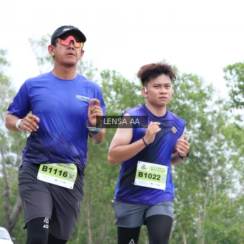 Runner Photo 2081914