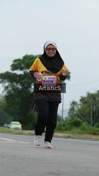 Runner Photo 2082012