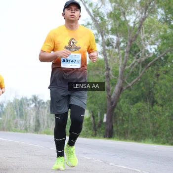 Runner Photo 2082356