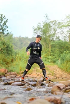 Runner Photo 2082359