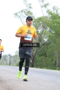 Runner Photo 2082434