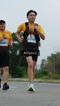 Runner Photo 2082673